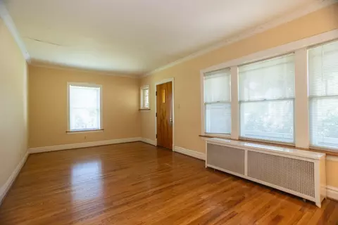 Living - 1220 S River Rd, Des Plaines, IL 60018 photo 3 of 4
