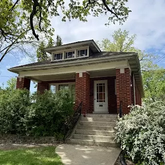 1220 S River Rd, Des Plaines, IL 60018