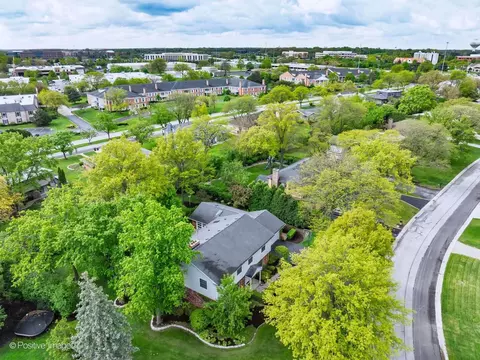 138 Surrey Ln, Burr Ridge, IL 60527 photo 33