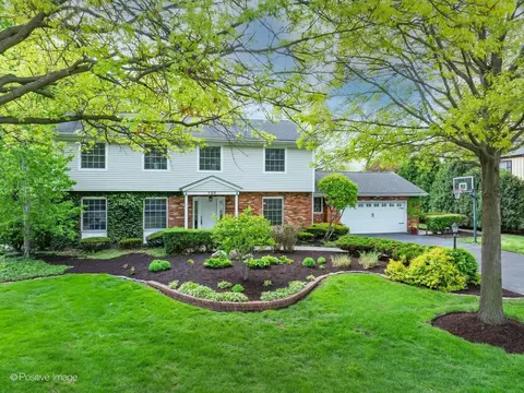 138 Surrey Ln, Burr Ridge, IL 60527 photo 8
