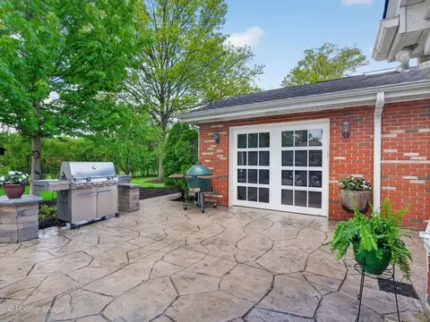 138 Surrey Ln, Burr Ridge, IL 60527 photo 22