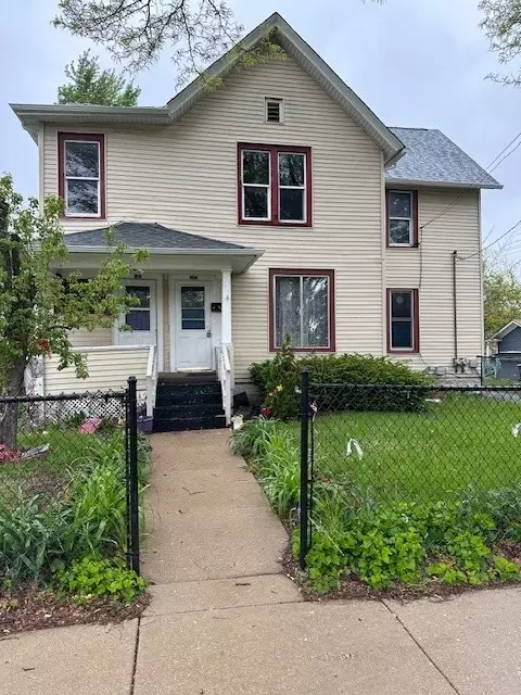 642 Pennsylvania Ave, Aurora, IL 60506