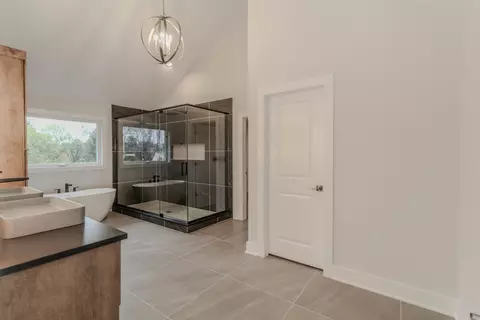 Bath - 15738 Creekview Dr, Plainfield, IL 60544 photo 3 of 5