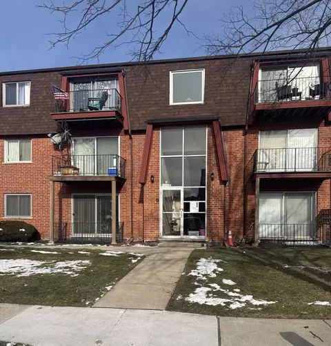 7120 166th St #3D, Tinley Park, IL 60477