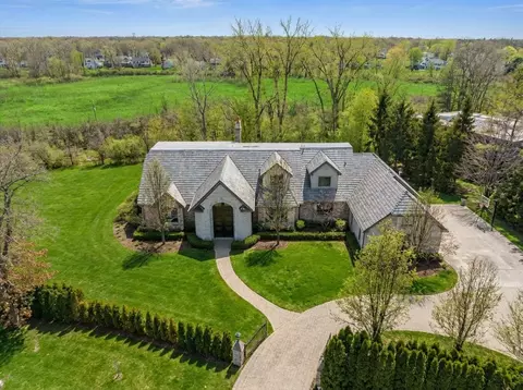 1630 Ridge Rd, Highland Park, IL 60035