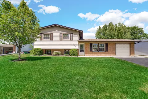 1551 Spruce Ave, Hanover Park, IL 60133