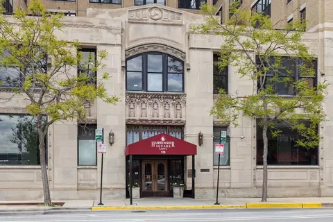 728 W Jackson Blvd #302, Chicago, IL 60661