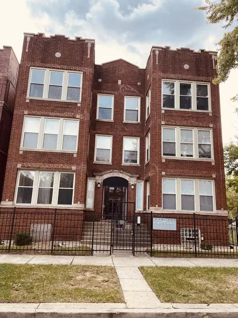1411 E 67th Pl #3E, Chicago, IL 60637