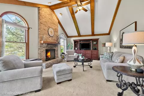 Living - 321 Bryan Dr, Cary, IL 60013 photo 2 of 3