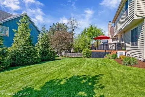 Exterior - 321 Bryan Dr, Cary, IL 60013 photo 6 of 7