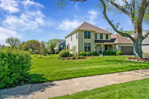 Exterior - 321 Bryan Dr, Cary, IL 60013 photo 3 of 7