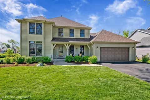 321 Bryan Dr, Cary, IL 60013