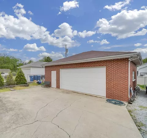 Exterior - 29 W 31st Pl, Steger, IL 60475 photo 1 of 1