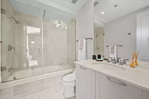 Bath - 159 E Walton Pl #12D, Chicago, IL 60611 photo 5 of 5