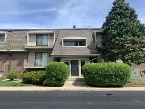 264 E Bailey Rd #L, Naperville, IL 60565