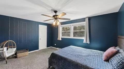 Bedroom - 88 Devonshire Cir, Elgin, IL 60123 photo 4 of 6