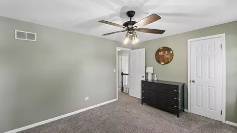 Bedroom - 88 Devonshire Cir, Elgin, IL 60123 photo 3 of 6