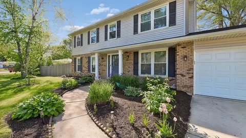 Exterior - 88 Devonshire Cir, Elgin, IL 60123 photo 2 of 7