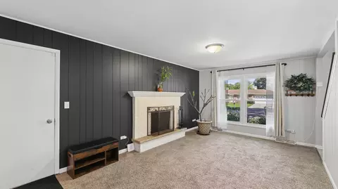 Living - 88 Devonshire Cir, Elgin, IL 60123 photo 1 of 2