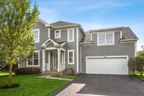 634 Sennett St, Batavia, IL 60510