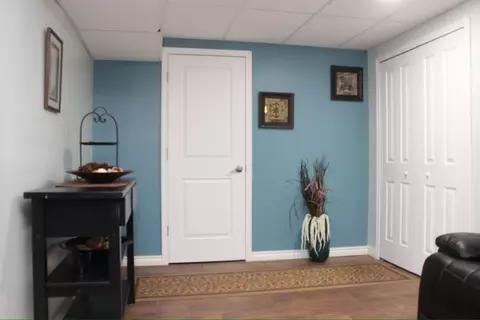 Entry Way - 4740 Whitehall Ct, Algonquin, IL 60102 photo 15 of 20