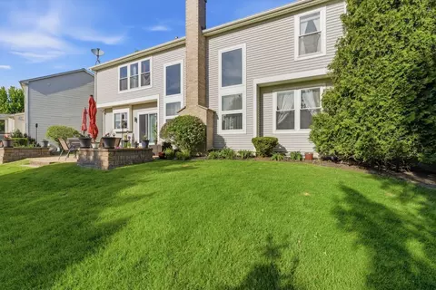 Exterior - 4740 Whitehall Ct, Algonquin, IL 60102 photo 7 of 16