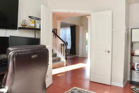 Entry Way - 4740 Whitehall Ct, Algonquin, IL 60102 photo 7 of 20