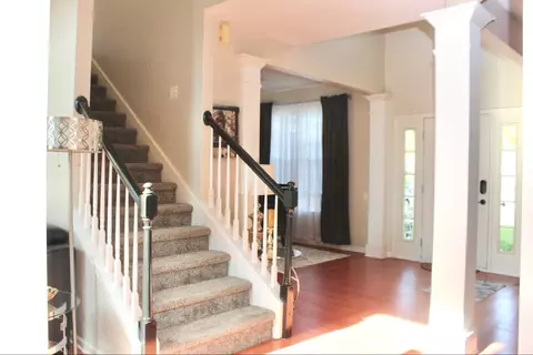 Entry Way - 4740 Whitehall Ct, Algonquin, IL 60102 photo 5 of 20