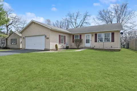 607 2nd Ave, Marengo, IL 60152