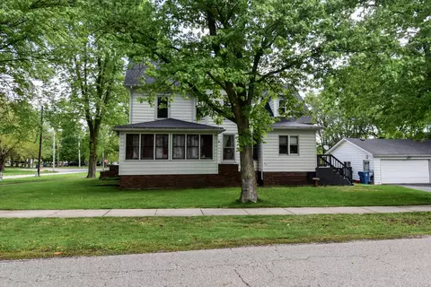 300 N Wolf St, Odell, IL 60460