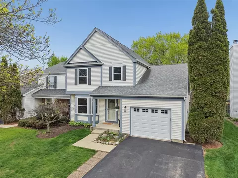 638 Sandwedge Pl, Gurnee, IL 60031