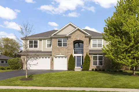 1711 Driving Park Rd, Wheaton, IL 60187