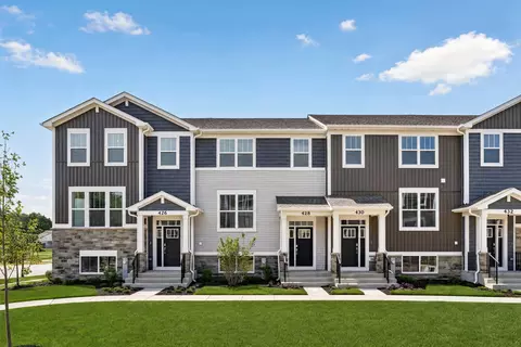 428 Red Oak Cir, Volo, IL 60020