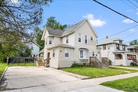 315 Pine St, Joliet, IL 60435
