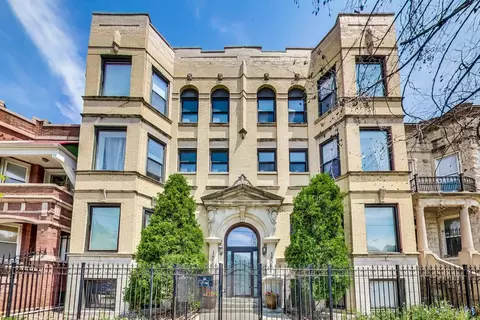 1523 N California Ave #2S, Chicago, IL 60622
