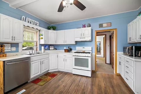 Kitchen - 1205 S 7th Ave, Kankakee, IL 60901 photo 2 of 3