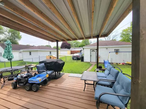 Exterior - 1205 S 7th Ave, Kankakee, IL 60901 photo 3 of 8