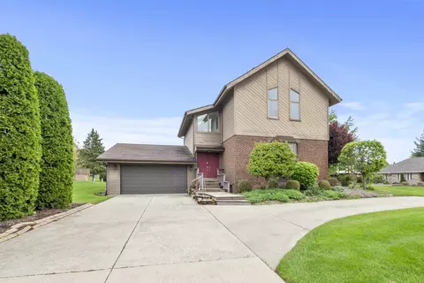 13657 S Parker Rd, Homer Glen, IL 60491