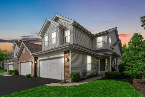 Exterior - 2117 Peach Tree Ln #2117, Algonquin, IL 60102 photo 5 of 5