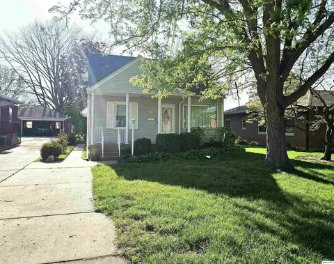 1212 S 22nd St, Quincy, IL 62301