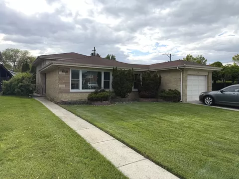 7150 N Crawford Ave, Lincolnwood, IL 60712