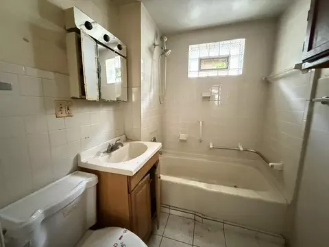 511 E 88th Pl, Chicago, IL 60619 photo 6