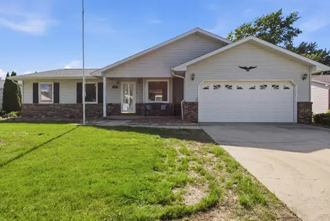 611 Delmar Dr, Champaign, IL 61822