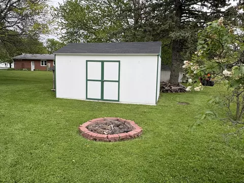 Exterior - 320 S Main St, Creston, IL 60113 photo 6 of 7