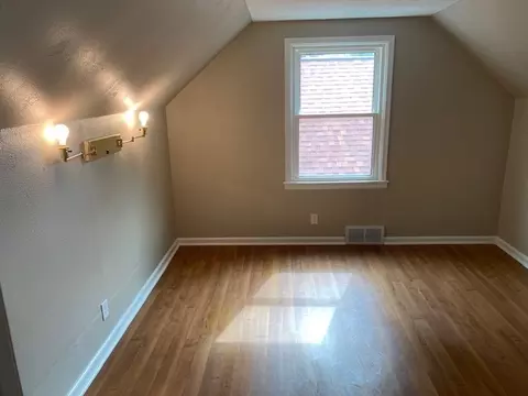 Bedroom - 2927 13th Ave, Moline, IL 61265 photo 3 of 4