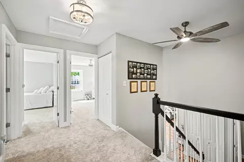Entry Way - 2234 Appleby Dr, Wheaton, IL 60189 photo 3 of 4