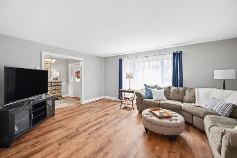 Other - 2234 Appleby Dr, Wheaton, IL 60189 photo 2 of 8