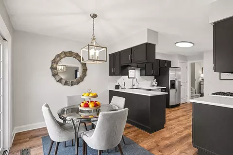 Dining - 2234 Appleby Dr, Wheaton, IL 60189 photo 3 of 4