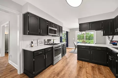 Kitchen - 2234 Appleby Dr, Wheaton, IL 60189 photo 1 of 2