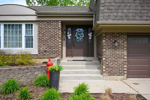 Other - 2234 Appleby Dr, Wheaton, IL 60189 photo 1 of 8